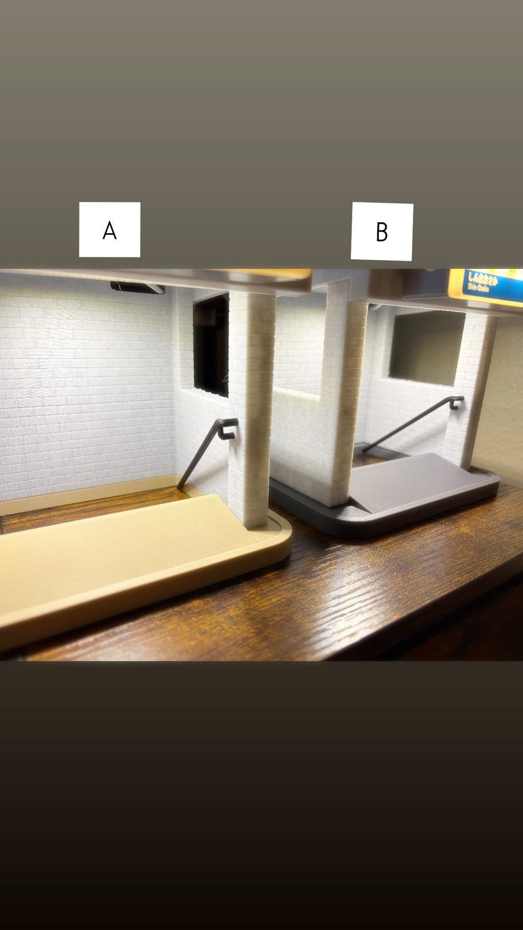 Japanese Subway Station Miniature Lamp – Akihabara Inspired Metro Entrance Desk Light