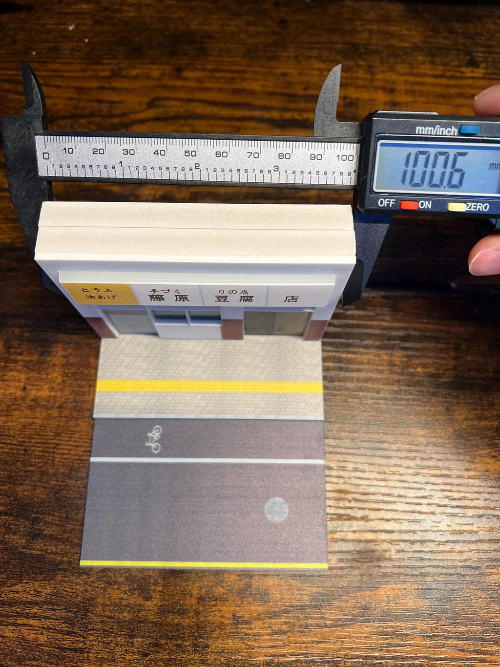 Initial D Anime Inspired AE86 Diorama 1/64 Scale